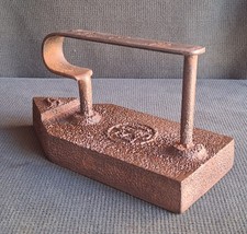 Fer À Repasser En Fonte Vintage Années 40 De Collection