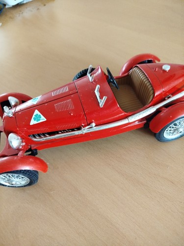 Bburago alfa romeo 1931 - alfa, rouge
