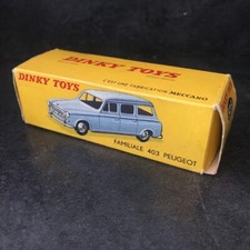 Dinky Toys France. Peugeot 403