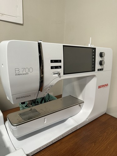Bernina b700 embroidery - bernina,