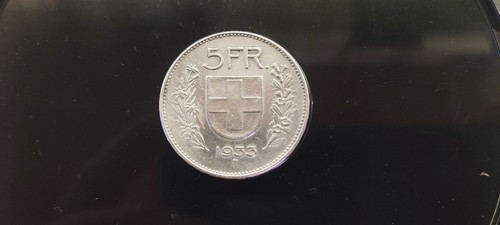 Très belle pièce - de, 5
