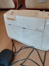 Machine à coudre SINGER STARLET made in France KEMA KEUR 334 CEBEC N6373