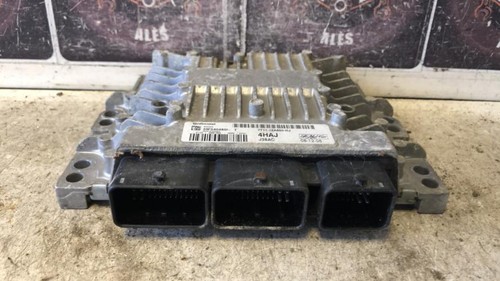 Calculateur moteur ford - calculateur,