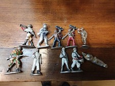 Lot 10 Soldats En Plomb Quiralu Et Autres