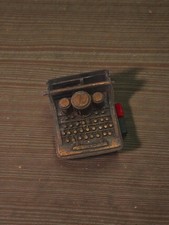 Taille-crayon vintage ancien