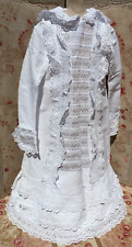 ANCIENNE ROBE MANTEAU de CÉRÉMONIE pour ENFANT dentelle anglaise vers 1880/XIXe