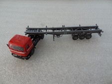 1/87  CAMION BUSSING SEMI REMORQUE PORTE CONTAINERS VIDE   SANS BOITE