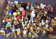 Lot de 112 miniatures de parfum Vintage Eau Jeune Yves Rocher marque de Luxe