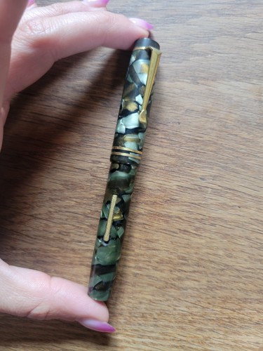 Stylo plume pompe 18 - À,