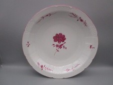 Plat creux en porcelaine de