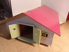 Kids Globe Haras Ecurie en bois 9 box club hippique pour chevaux Schleich 1/12