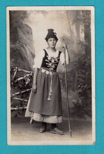 Photo ancienne femme - ancienne, de