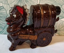 Bouteille En Céramique Vintage  Poney Charette Tonneau