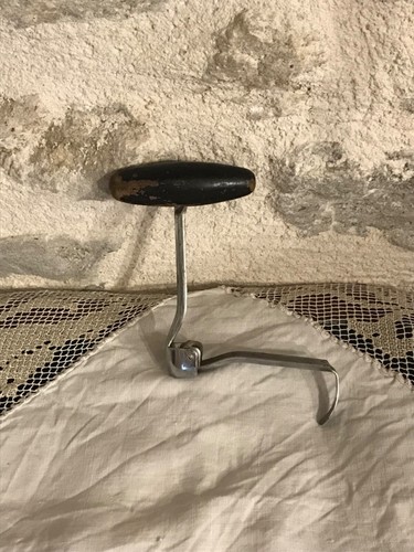 Ancien dévidoir pomme - à,