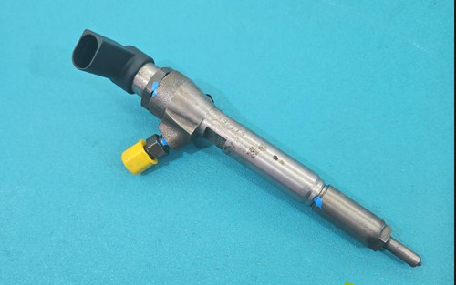 Injecteur carburant renault - carburant,
