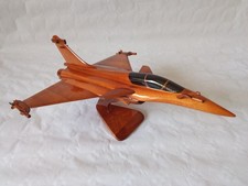 Maquette en bois avion RAFALE