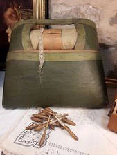 Ancien carreau de dentelle