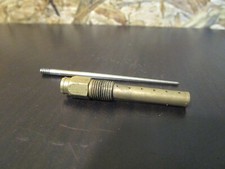 Aiguille et puit d'aiguille de