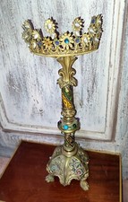 Couronne de Vierge sur pied en