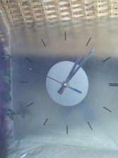 horloge murale en verre poli design vintage