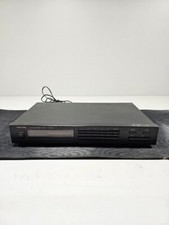 Rotel RT-935AX Tuner Stéréo AM/FM – Synthétiseur Numérique Vintage