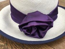 Beau chapeau de paille blanc ruban violet et joli noeud 56·Très bon état