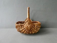 ancien petit panier en osier
