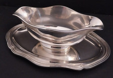 Saucière et son Dormant en