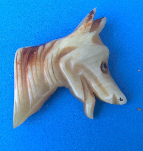 Ancienne broche chien corne - ancienne,