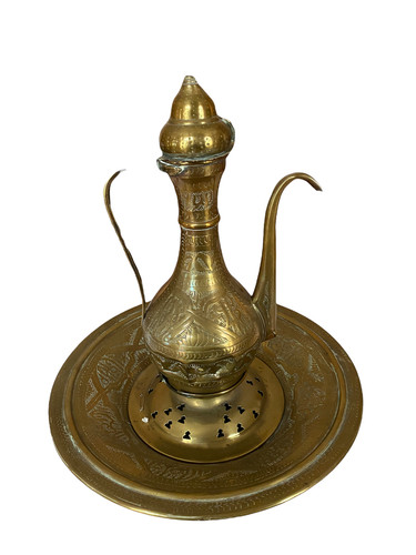 Ancienne théière avec - ancienne,