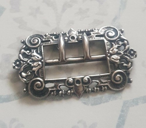 Boucle ancienne argent - boucle, en