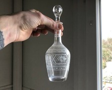 Carafe en cristal pour cave à