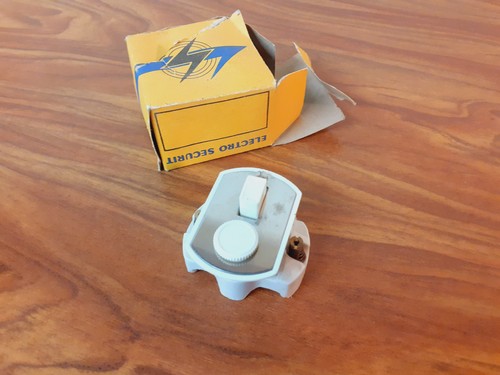Interrupteur poussoir electro - interrupteur,