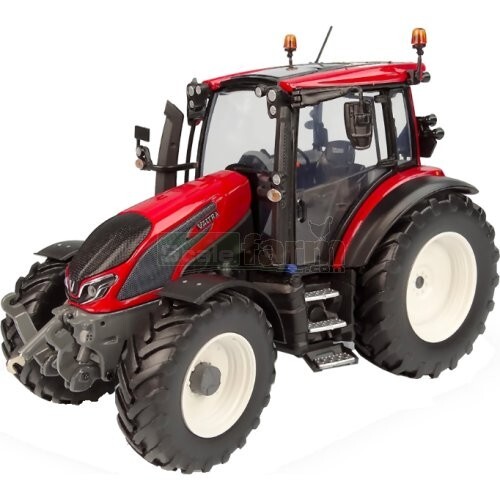 Universal hobbies valtra - hobbies,