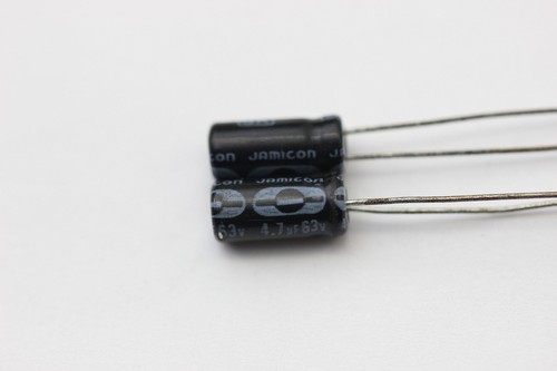 Condensateur électrolytique - condensateur,