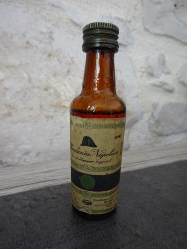 Mignonnette bouteille liqueur