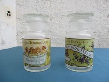 2 anciens flacons de toilette