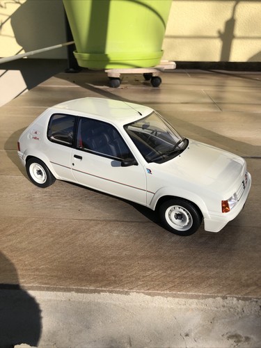 Peugeot 205 rallye - rallye, 1/12