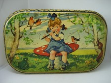 Ancienne Boîte En Tôle