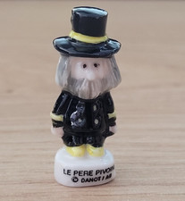 Fève - Le père PIVOINE - Série Le Manège Enchanté   ......      (Ref. 3421)