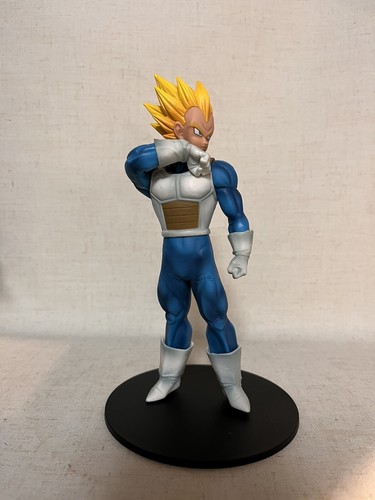 Figurine vegeta dragon - vegeta,,