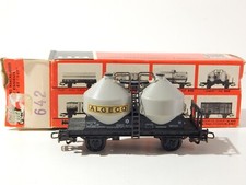 JOUEF UN WAGON CIMENTIER