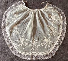 costume ancien, superbe capeline, col, en voile brodé bordé de dentelle