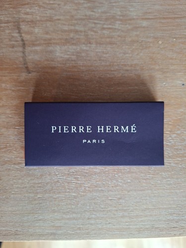 Couronne pierre herme - couronne, paris