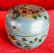 Ancienne petite boite laque motifs fleurs, Chine ou Japon XIXe