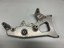 UN SUPPORT POT ECHAPPEMENT SCOOTER YAMAHA 125 XMAX X-MAX 2010 2011 2012 37P