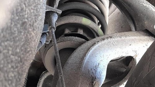 520895 amortisseur avant