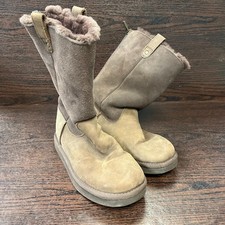 UGG Kids Boot Size 4 Greige