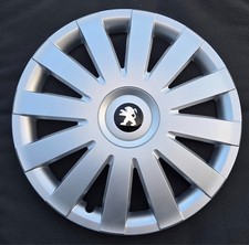 4 enjoliveurs Neuf pour