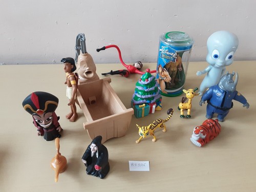 Lot figurines walt disney - lot,